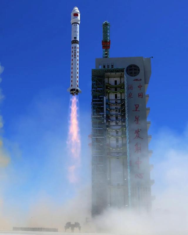 从“十五五”规划建议看行稳致远的中国