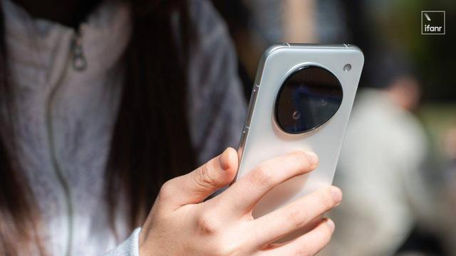 剿杀豆包手机助手，可能是互联网巨头的一次「共谋」