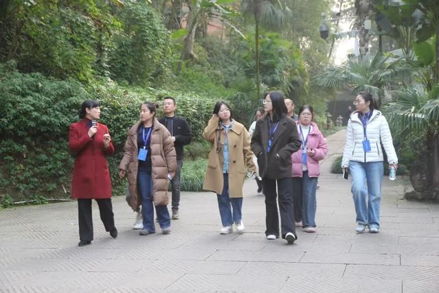 燃爆！60+国际青年探秘大足石刻，沉浸式对话千年文明！