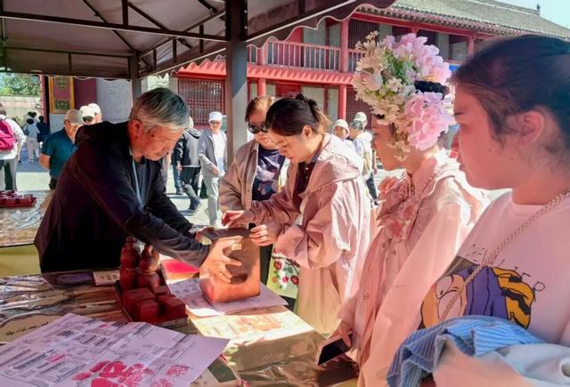 辽宁非遗进景区案例入选2025《非遗与旅游融合发展蓝皮书》优秀案例
