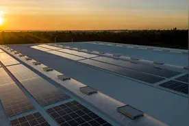 特朗普税收法案大幅削减光伏补贴，美国太阳能股集体崩盘图片