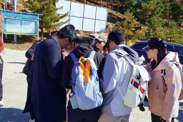 “金秋牵缘·徒步药乡”省妇联青年交友联谊活动举办