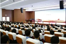 黑龙江高院组织全省法院开展2024年春季“开学法治第一课”校园法治宣传活动图片