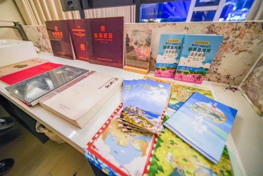 金沙滩啤酒城里的青岛西海岸文旅特色展区，吸睛无数！