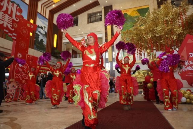 第五届英杰寒地温泉旅游文化节启幕 文旅融合解锁东北冬日新玩法