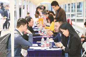 1.6W+岗位盲盒已拆封！2025届毕业生请收好深圳“校招专列”各站时刻表图片