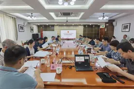 一件代表团建议开启老旧小区“美丽计划”图片