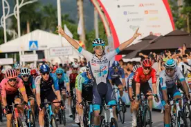 2024格力-环广西公路自行车世界巡回赛收官赛段 马特维茨·戈夫卡夺赛段冠军 莱纳特·范埃特维尔特登顶总冠军图片