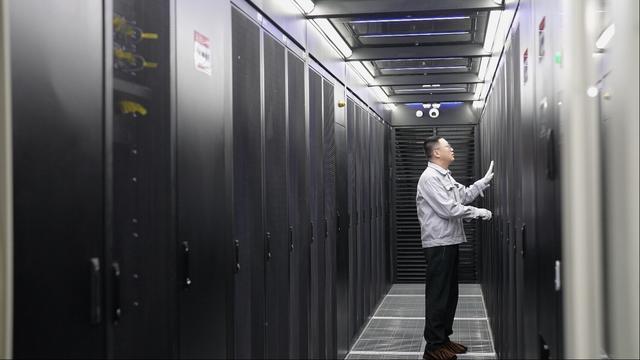 多家头部公司老总详解算力“军备竞赛”规模之争：年内上线超百万卡集群OR三年内不太可能破30万卡