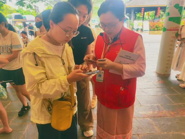 版纳植物园暑期，解锁无忧畅游清凉体验！