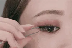 记者探访！“假睫毛”下藏着真隐患图片