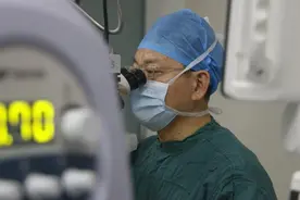 段宣初：潜心科研攻克临床难题 初心不变守卫患者光明图片