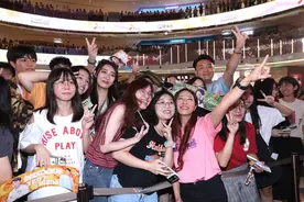 TVB长寿剧《开心速递》播出破两千集，主演与粉丝相聚庆祝中秋图片