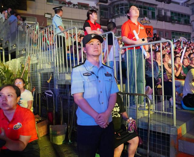 单日引客2.14万人次   宁陕“村光大道”活动热度持续攀升