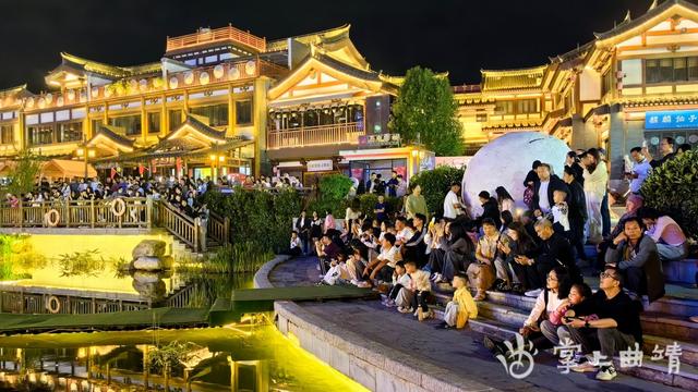 南中爨城国庆中秋系列活动火热上演 夜游盛宴引客如潮