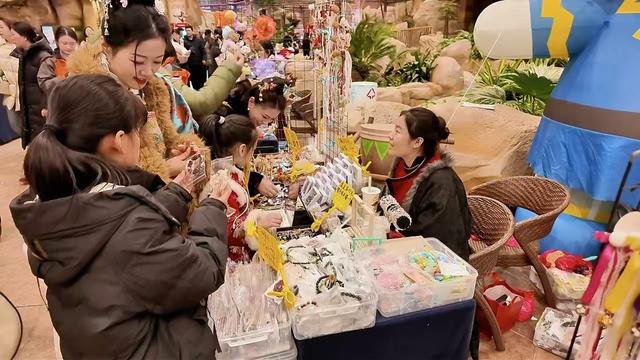 “日照·新华青年夜校”变身“文化会客厅” 跨年嘉年华解锁文旅新体验