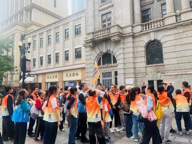 武汉图书馆江城书房户外开讲，一起City Walk，领略武汉百年风华