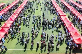 郑州城市职业学院：精准护航就业路 用心培育有用人图片