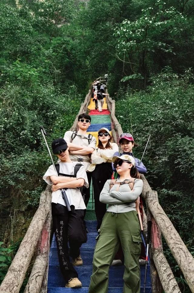 安逸四川 乐游绵阳 ‖ 速抢！999顶帐篷免费送！游九寨沟住九皇山，露营萨朗拿奖牌，一站式爽玩