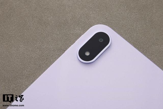 OPPO Pad 5 柔光版图赏：全新幸运紫配色，流光幻影工艺
