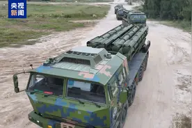 多批多架轰-6K战机挂载实弹飞赴预定空域！演习最新画面公布图片