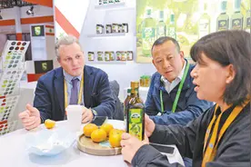 依托进博会平台，叙利亚高品质橄榄油进入中国市场——“有中国这个大市场，我们的心里更有底”（进博会故事）图片