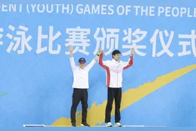 仰泳“潜力股” 郑州队员禹景铭男子200米仰泳夺冠图片