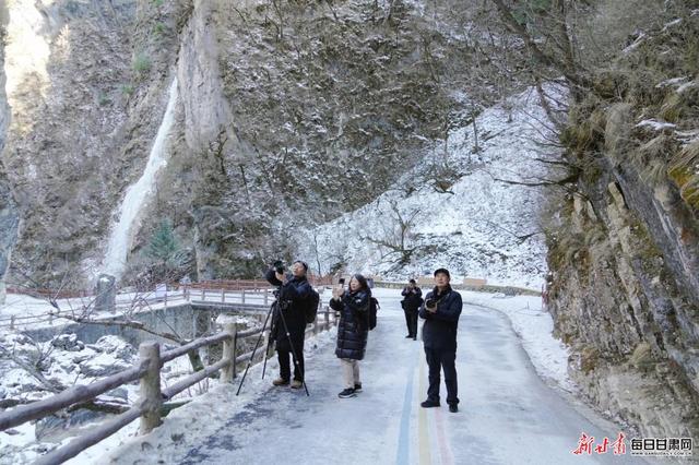 三九赏冰正当时 宕昌官鹅沟冰瀑景观惊艳上线