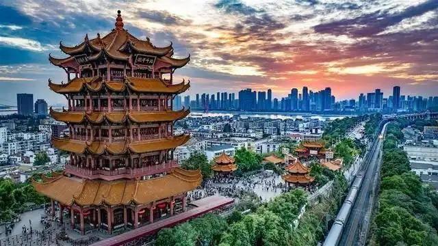 文化中国行丨大江奔涌 弦歌浩荡