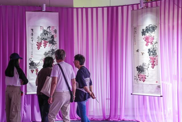 逛市集、品美食、看展览……大兴采育数字时尚小镇国庆嘉年华启幕