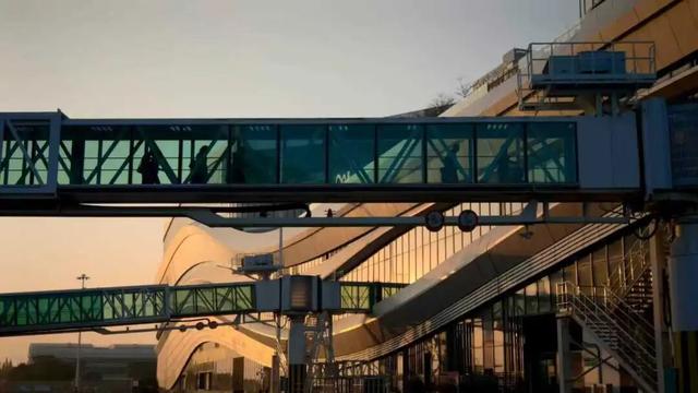 3岁到90岁都来了！南沙国际邮轮母港新年首航火爆出发！