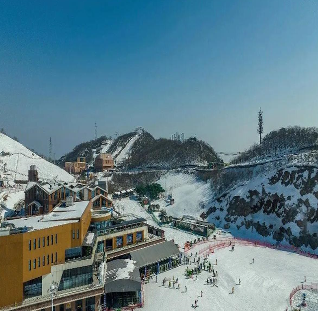 收下这份攻略！这个冬天去“浙”里的冰雪世界“嗖”一下