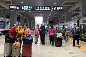 旅游专列再上新，北京铁路提速市场化图片
