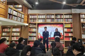 【庆“三八” 绽芳华】商南公安：反诈宣传筑防线 凝心守护“她”力量图片