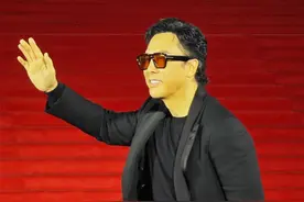 第十一届丝绸之路国际电影节开幕 甄子丹、娜扎、刘浩存等百余位明星亮相红毯图片