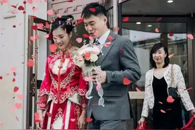 “90后”一等功臣和航母女军官的婚礼，有一份特殊的“见证”！图片