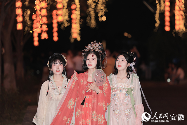 阜阳上扬③丨一马平川地，何以火出圈