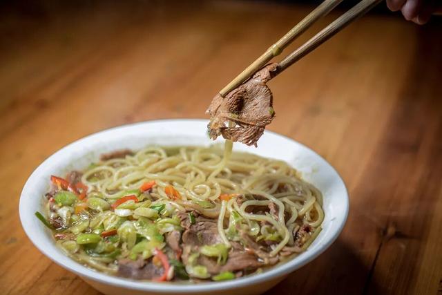 春天追花，冬日摘柚，这个小城是懂浪漫的！