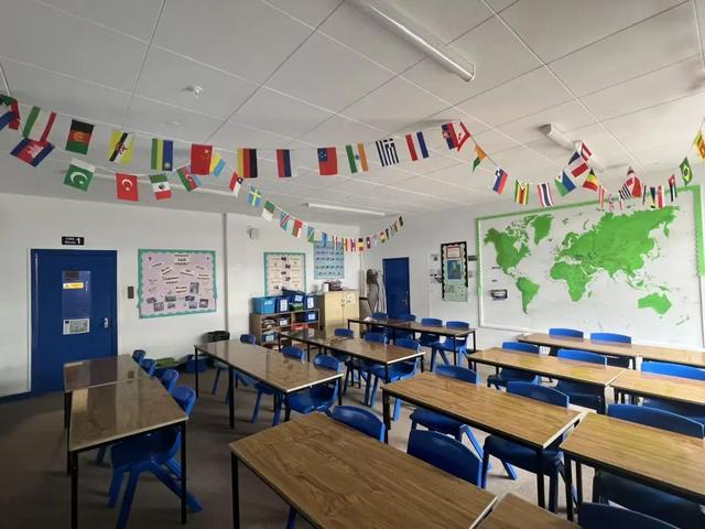 我在英国当中学老师，看见真正的“混沌少年时”