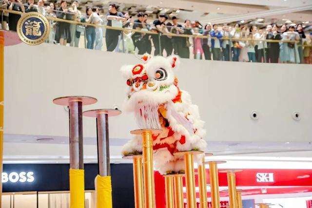 狮跃金陵，舞动世界！2025年世界华人狮王争霸赛再度落地秦淮！