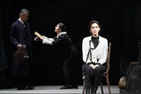 话剧《玩偶之家2•娜拉归来》：“归来”是为了更好地“远行”图片