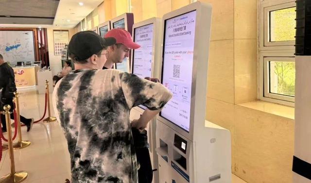 古尔邦节假期天山天池旅游市场火爆 累计接待游客12.15万人次