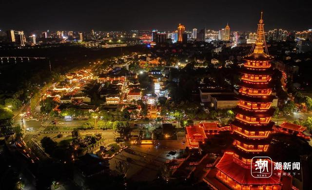 金华古城夜游人气旺
