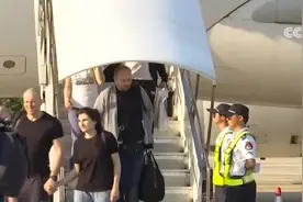 来了，再来！外国游客一部手机畅游、“解锁”多样中国图片