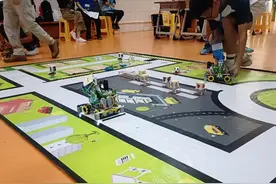 百余支队伍巅峰对决！广州市青少年机器人竞赛玉岩中学开战！图片