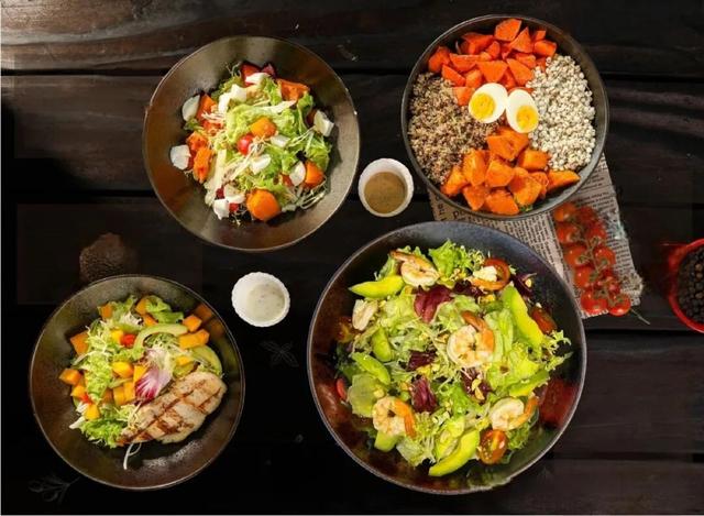 太Chill了！解锁闵行的“欧式慢生活”，在喷泉广场晒太阳、吃烤肉……