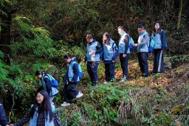 十二载初心不改，巴中青年再踏“重走红军路”征程