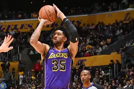 Woj：伍德将接受左膝关节镜手术 预计缺阵数周图片