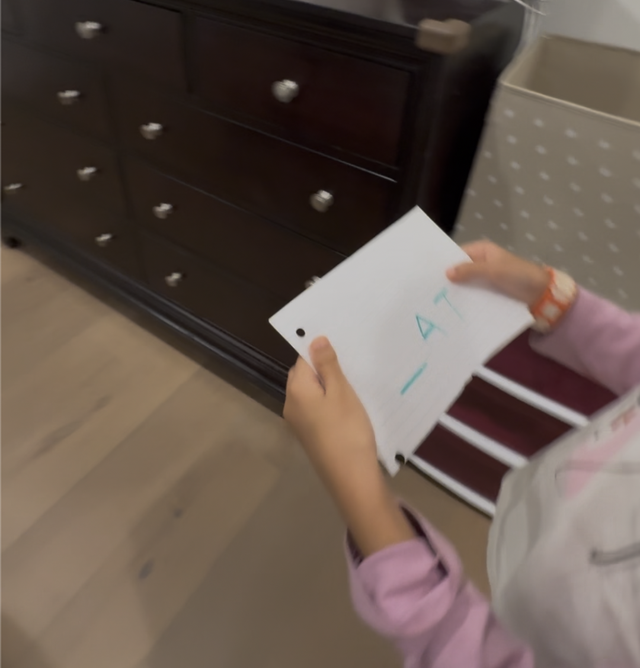 参加完同学的豪华生日Party后，女儿一句话让我失眠了...