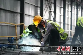 和襄高速公路六安段二标段：项目建设不打烊 劳动竞赛掀热潮图片
